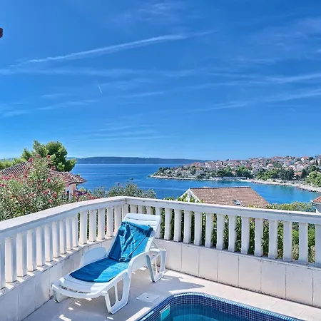 In Okrug Gornji Mit Privatem Pool By Interhome Lejlighed *