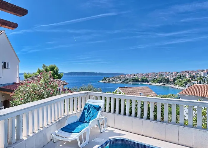 In Okrug Gornji Mit Privatem Pool By Interhome Apartman *