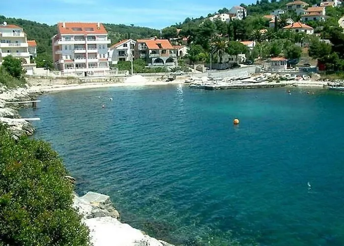 In Okrug Gornji Mit Privatem Pool By Interhome