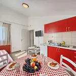 In Okrug Gornji Mit Privatem Pool By Interhome Apartment